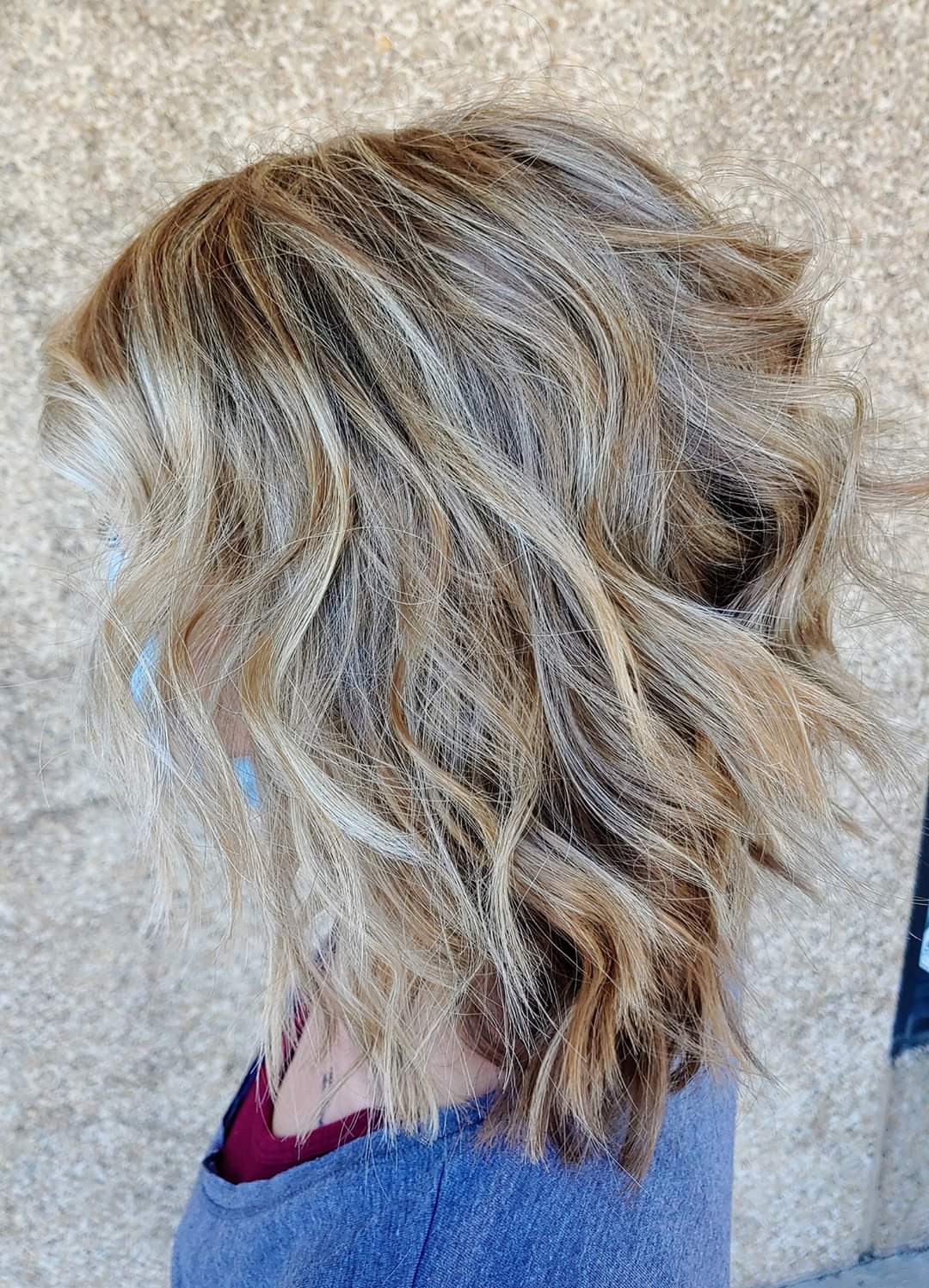 Tousled blonde beachy waves